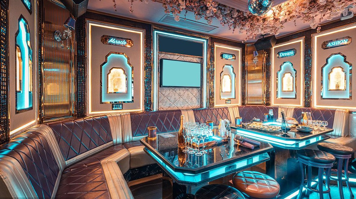 隔聲降噪、吸聲材料、吸音畫(huà)、隔音門、隔聲房、八方聲學(xué)、吸聲體